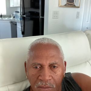 Meet your Posher, Leonard